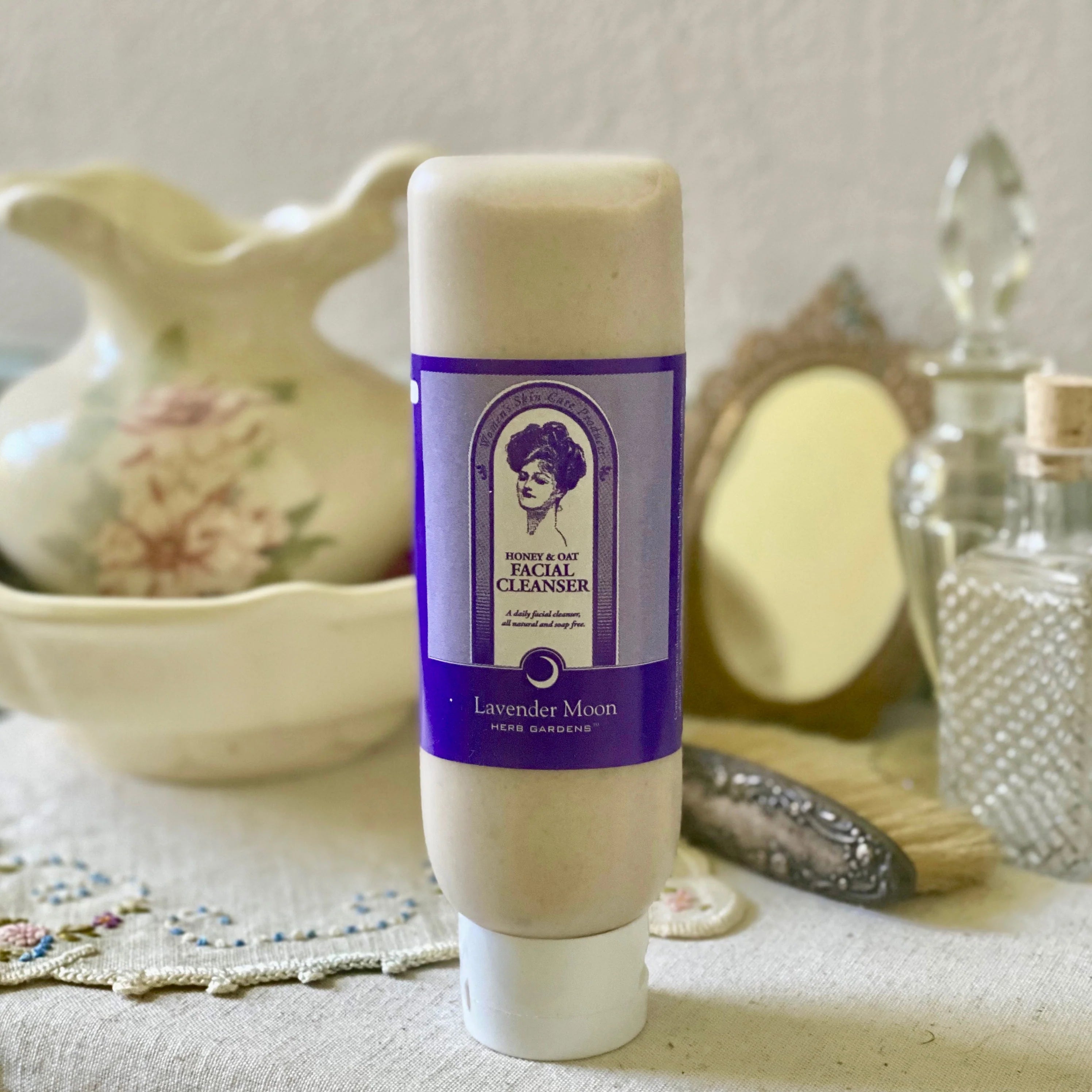 Honey & Oat Gentle Cleanser